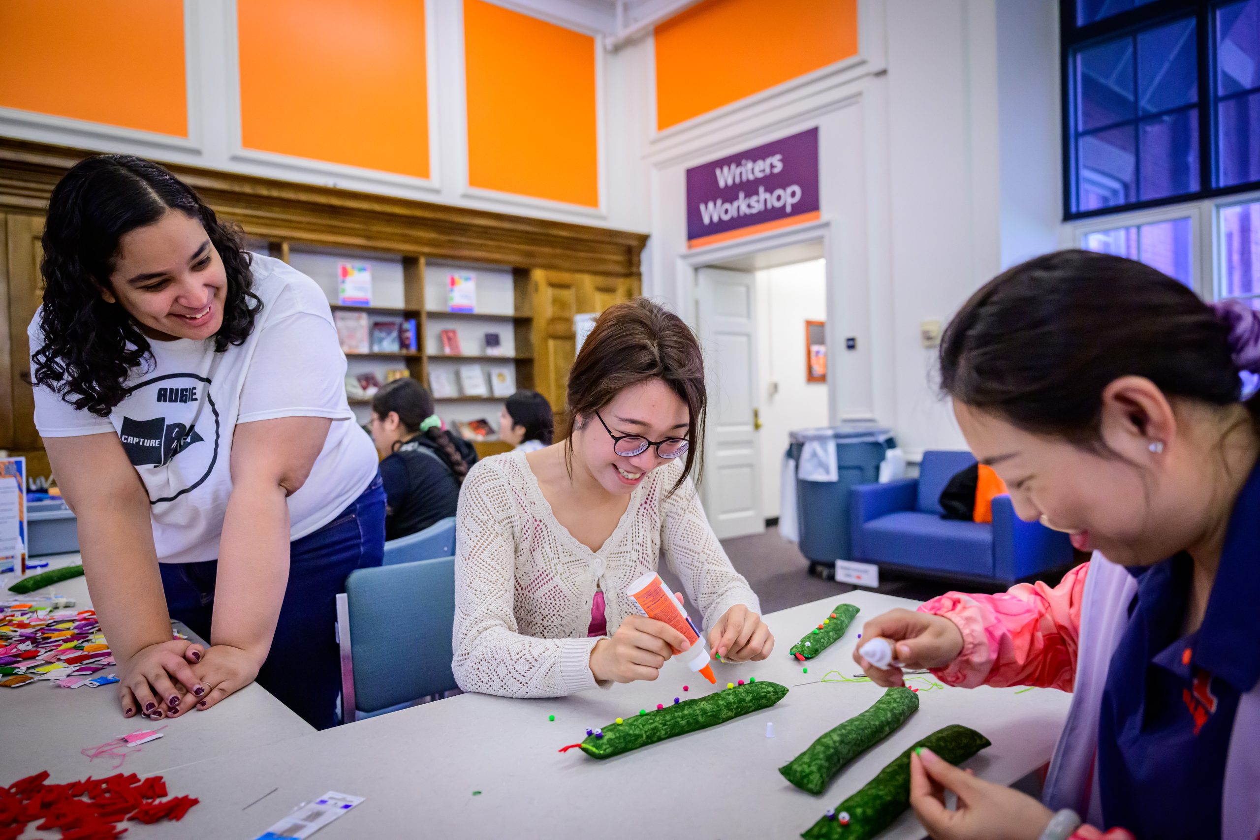 Students at an event in the Orange room. (Photo by Fred Zwicky / University of Illinois Urbana-Champaign)