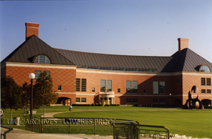 Photo of Grainger Library from the University of Illinois Archives